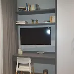 Woodstock Studio Apartments